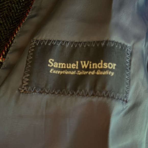 Sophisticated Samuel Windsor Long Coat in Navy Plaid - Size 38 - Picture 3 of 4